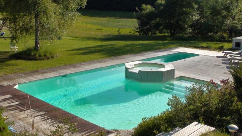Villa Demeure De 1850 Avec Piscine Chauffee Le Chambon-sur-Lignon Exterior foto